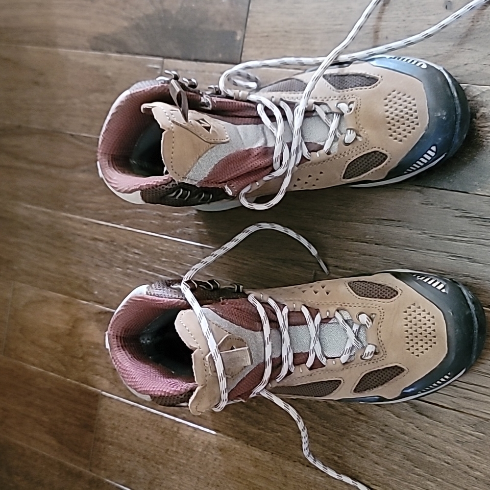 Vasque hiking boots